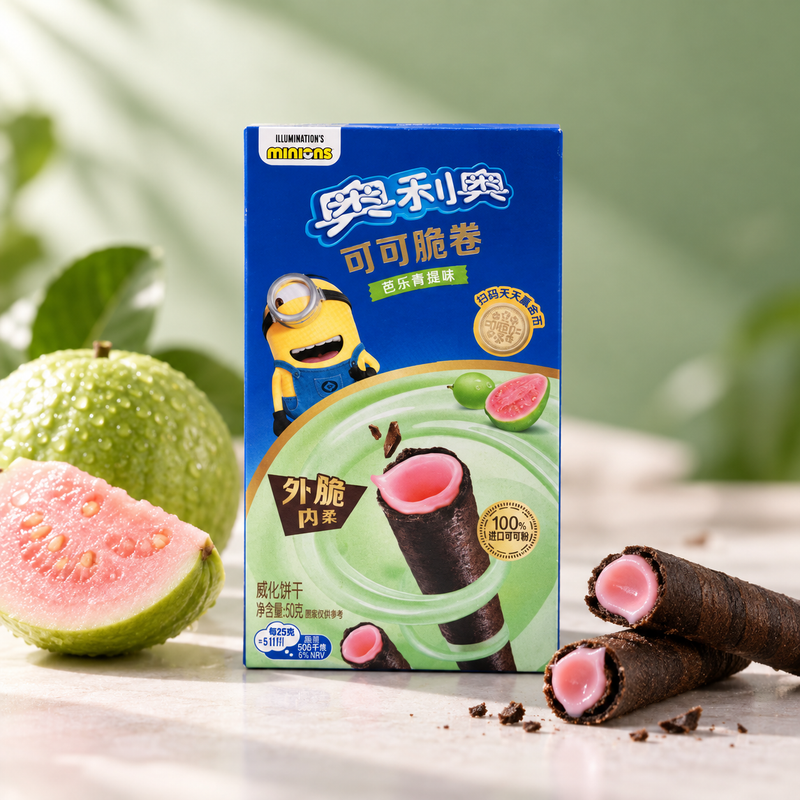 Oreo Cocoa Roll Guava and Green Grape Flavor 50g