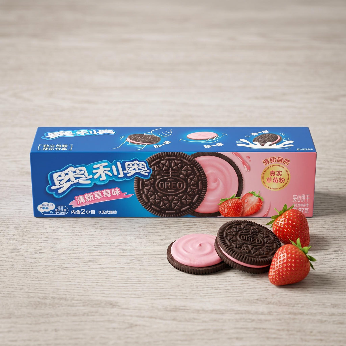 Oreo Sandwich Cookies Fresh Strawberry Flavor 97g